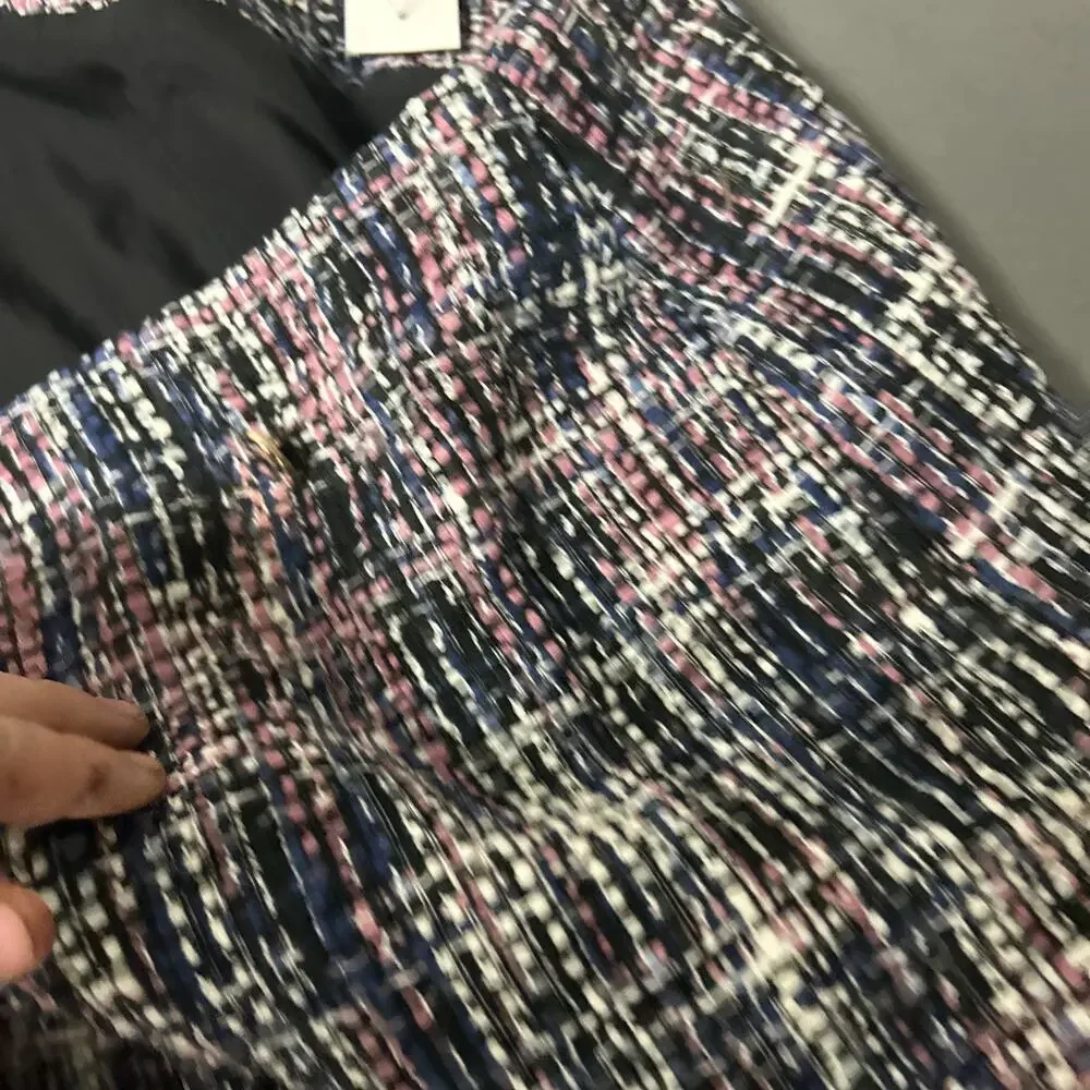 Ann Taylor Loft NWT Tweed Wrap Mini Skirt Size 12 Textured Preppy Chic Classics - Picture 7 of 7